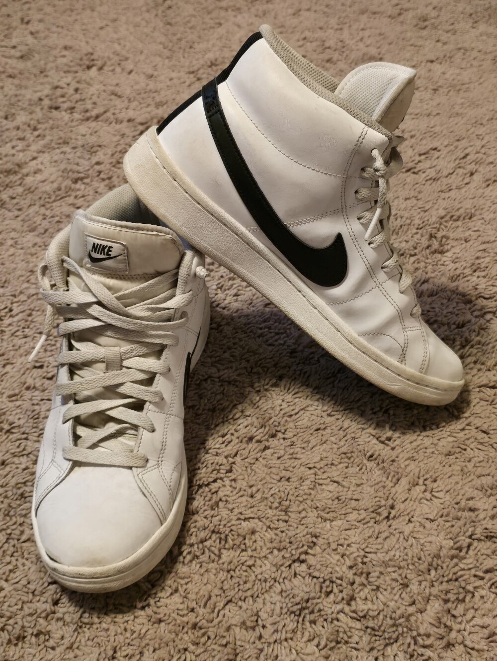 Nike Court Royale 2 Mid White/Black - Men's Size 8.5 (AS-IS)